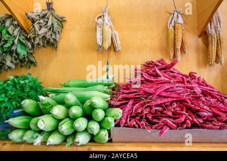 Red Borletto beans and corn cobs on market Stock Photo
