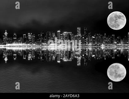 Vancouver Night Full Moon Stock Photo