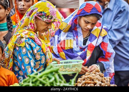 colorful streetlife  on market of Jodhpur, Rajasthan, India Stock Photo