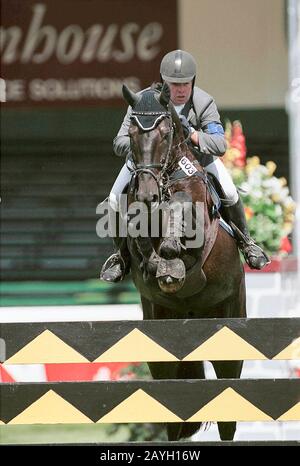 The National, Spruce Meadows, June 2001, Ulli Collee (GER) riding Chronos 8, Akita Drilling Cup Stock Photo