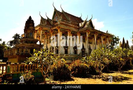 View of the modern Ek Phnom temple, Battambang Stock Photo