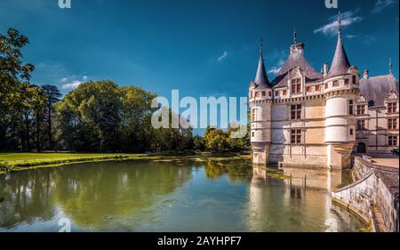 The chateau de Azay-le-Rideau, France. This castle is located in the Loire Valley, was built from 1515 to 1527, one of the earliest French Renaissance Stock Photo