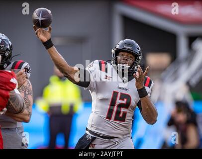 Washington DC, USA. 15th Feb, 2020. February 15, 2020: NY Guardians quarterback Marquise Williams (12) throws the quick hitch pass during the game between the New York Guardians and D.C. Defenders held at Audi Field in Washington, DC. Credit: Cal Sport Media/Alamy Live News Stock Photo