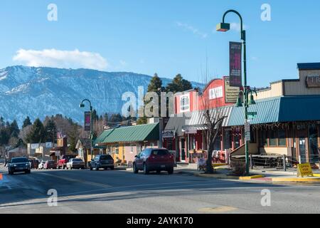View of the main street in Manson on Lake Chelan in Eastern Washington, USA. Stock Photo