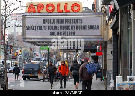 The Apollo Theater at 253 West 125th Street in Harlem in New York City ...