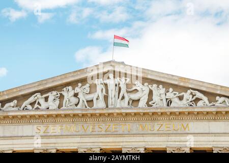 15 MAY 2018 BUDAPEST, HUNGARY: The renovated Szepmuveszeti Museum of Fine Arts, view from Heroes Square Stock Photo