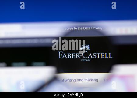 Evidenziatori di faber castell immagini e fotografie stock ad alta  risoluzione - Alamy