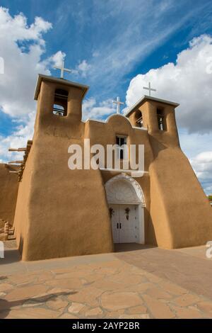 The San Francisco de Assisi Mission Church in Ranchos de Taos, New Mexico, USA, was completed in 1816 is a sculpted Spanish Colonial church with massi Stock Photo
