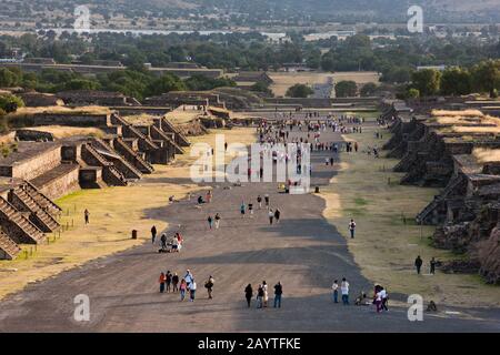 Avenue of the Dead from Moon Pyramid, Teotihuacan, suburb of Mexico City, Mexico, Central America Stock Photo