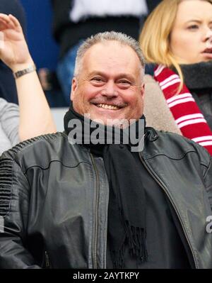 Football Cologne - Munich, Cologne Feb 16, 2020. Marco , son of Wolfgang OVERATH 1.FC KÖLN - FC BAYERN MUNICH 1-4  - DFL REGULATIONS PROHIBIT ANY USE OF PHOTOGRAPHS as IMAGE SEQUENCES and/or QUASI-VIDEO -  1.German Soccer League , Düsseldorf, February 16, 2020.  Season 2019/2020, match day 22,  FCB, München © Peter Schatz / Alamy Live News Stock Photo