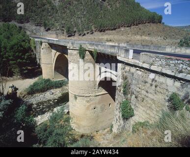 PUENTE DE BENAMEJI SOBRE EL RIO GENIL - SIGLO XVI - RENACIMIENTO ESPAÑOL. Author: HERNAN RUIZ II O HERNAN RUIZ EL JOVEN. Location: EXTERIOR. Benamejí. CORDOBA. SPAIN. Stock Photo