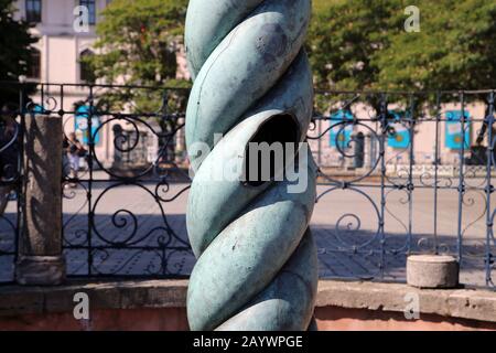 Turkey. Istanbul. Hippodrome. The Serpent Column or Plataean Tripod. Ancient bronze column. 5th cent. BC Stock Photo