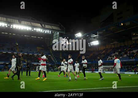 Stamford Bridge, London, UK. 17th Feb, 2020. English Premier League Football, Chelsea versus Manchester United; Manchester Utd players during the warm up Credit: Action Plus Sports/Alamy Live News