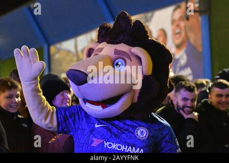 London, UK. 17th Feb, 2020. Chelsea mascot during the Premier League match between Chelsea and Manchester United at Stamford Bridge, London on Monday 17th February 2020. (Credit: Ivan Yordanov | MI News) Photograph may only be used for newspaper and/or magazine editorial purposes, license required for commercial use Credit: MI News & Sport /Alamy Live News