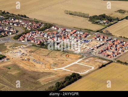 New homes being built on the Moreton Hall Estate, Suffolk, Bury St Edmunds, UK Stock Photo