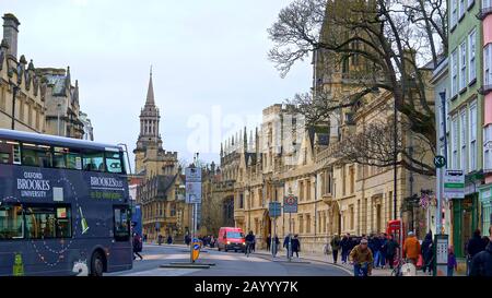 Oxford University Souvenirs in a shop at High Street - OXFORD, ENGLAND - JANUARY 3, 2020 Stock Photo