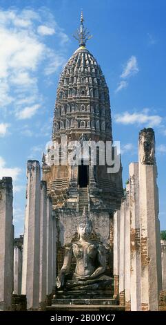 Thailand: Buddha, Wat Phra Si Rattana Mahathat Chaliang, Si Satchanalai Historical Park.  Si Satchanalai was built between the 13th and 15th centuries and was an integral part of the Sukhothai Kingdom. It was usually administered by family members of the Kings of Sukhothai. Stock Photo