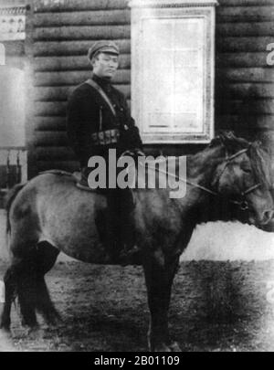 Mongolia: Damdin Sukhbaatar (1893-1923) Military leader, nationalist and revolutionary, riding a horse in Kyakhta, 1922.  Damdin Sukhbaatar (February 2, 1893 - February 20, 1923) was a Mongolian military leader in the 1921 revolution. He is remembered as one of the most important figures in Mongolia's struggle for independence. Stock Photo