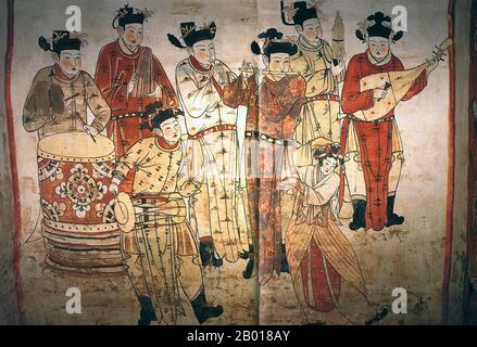 China: A group of musicians and a woman dancing. Mural in the tomb of Zhang Kuangzheng, Xuanhua, Hebei, Liao Dynasty (1093-1117).  The Liao Dynasty, also known as the Khitan Empire, was a state that ruled over the regions of Manchuria, Mongolia, and parts of northern China proper. It was founded by the Yelü clan of the Khitan people in the same year as the Tang Dynasty collapsed (907), even though its first ruler, Yelü Abaoji (Yaruud Ambagai Khan), did not declare an era name until 916. Stock Photo