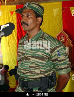 Sri Lanka: Senior LTTE Cadre Commander Colonel Ramesh addressing a Tamil Tiger gathering, c. 2008.  Colonel Ramesh was the LTTE commander for Batticaloa and Ampara districts during the 2002 ceasefire era. It is believed he was killed in May 2009 during the last phase of the Sri Lanka Civil War. Stock Photo