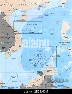 South China Sea: Map of the disputed Paracel Islands and Spratly Islands.  The Spratlys Archipelago in the South China Sea (called by Vietnam the East Sea) is disputed in various degrees by China, Taiwan, Vietnam, Philippines, Malaysia and Brunei. The Paracels Islands are disputed between China and Vietnam, but have been controlled completely by China since 1974.  The Chinese claim is the most extensive and is generally indicated by a notional frontier termed by the Chinese the 'Nine Dotted Line' (nánhǎi jiǔduàn xiàn; literally 'Nine division lines of the South China Sea'). Stock Photo