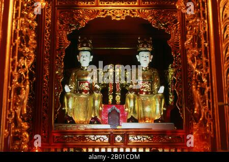 The Trưng Sisters (c. 12 AD 43), known in Vietnamese as Hai Bà Trưng