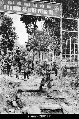 Vietnam: Chinese PLA troops occupying Phong Tho, Third Indochina War, 1979.  The Sino-Vietnamese War (Vietnamese: Chiến tranh biên giới Việt-Trung), also known as the Third Indochina War, known in the PRC as 对越自卫反击战 (Counterattack against Vietnam in Self-Defense) and in Vietnam as Chiến tranh chống bành trướng Trung Hoa (War against Chinese expansionism), was a brief but bloody border war fought in 1979 between the People's Republic of China (PRC) and the Socialist Republic of Vietnam.  The PRC launched the offensive in response to Vietnam's 1978 invasion and occupation of Cambodia. Stock Photo