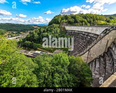 Dam of Bort les Orgues,  Correze department, Nouvelle Aquitaine, France Stock Photo