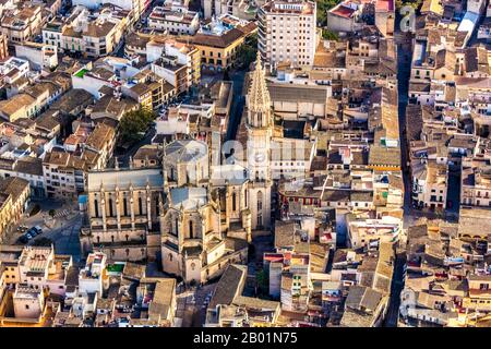 old city of Manacor with church De Cristo Rey and Torre del Palau, 09.01.2020, aerial view, Spain, Balearic Islands, Majorca, Manacor Stock Photo