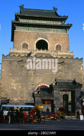The Drum (Gǔlóu) and Bell (Zhōnglóu) towers were originally built in 1272 during the reign of Kublai Khan (r.1260-1294). Emperor Yongle (r. 1402-1424) rebuilt the towers in 1420 and they were again renovated during the reign of Qing Emperor Jiaqing (r. 1796 - 1820).  Both the Drum and Bell towers were used as timekeepers during the Yuan, Ming and Qing dynasties. Stock Photo