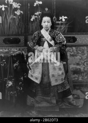 Empress Sunmyeong of the Korean Empire (20 November 1872 – 20 July 1907) was the consort of Emperor Yunghui, the last emperor of the Joseon Dynasty and Korea.  Sunjong, the Emperor Yunghui (1874-1926), was the second son of Emperor Gojong and served as the second (and last) Emperor of Korea of the Yi dynasty. His reign would only last from 1907 until 1910, when he was forced to abdicate by Japan, and lived for the rest of his life virtually imprisoned in his palace. Stock Photo