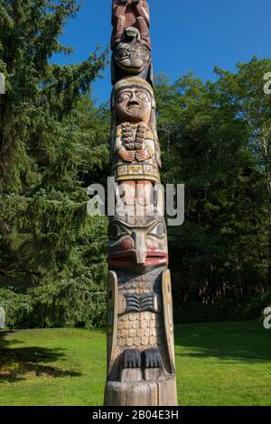 Detail of Haida totem pole (# 8Master Carver Pole) at the Totem Bight State Historical Park in Ketchikan, Southeast Alaska, USA. Stock Photo