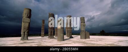 Low angle view of clouds over statues, Atlantes Statues, Temple of Quetzalcoatl, Tula, Hidalgo State, Mexico Stock Photo