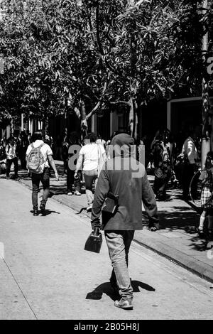 guatemala,guatemala/guatemala ; 02/03/2020 shoe shine boy walking in the city looking for work Stock Photo