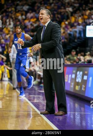 Baton Rouge, LA, USA. 18th Feb, 2020. Kentucky Head Coach John Calipari calls a play during NCAA Basketball action between the Kentucky Wildcats and the LSU Tigers at the Pete Maravich Assembly Center in Baton Rouge, LA. Jonathan Mailhes/CSM/Alamy Live News Stock Photo
