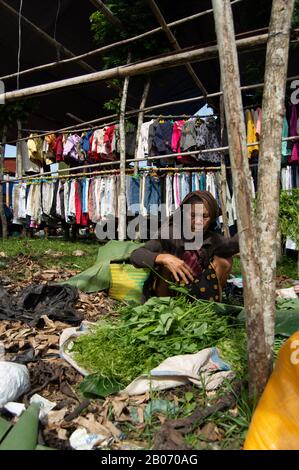 Indonesian people selling product on the market. Ruteng village, Flores, Nusa Tenggara, Indonesia Stock Photo