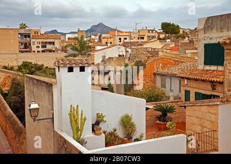 view from the city wall to the old town, Spain, Balearic Islands, Majorca, Alcudia Stock Photo