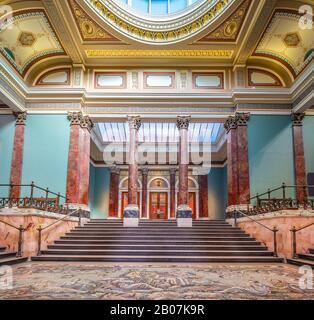 London, United Kingdom. Circa November 2019. Interior of the main hall of the National Gallery museum, one of the most important cultural sightseeing Stock Photo