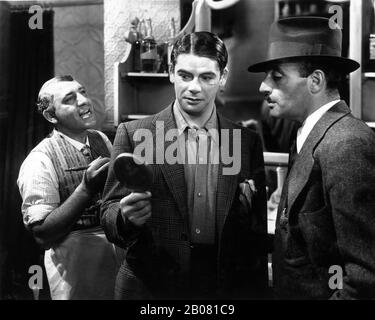 C. HENRY GORDON PAUL MUNI GEORGE RAFT SCARFACE (1932 Stock Photo - Alamy