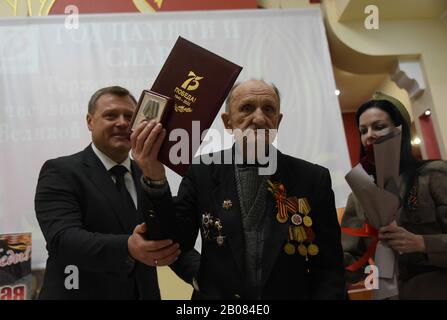 Russian World War II veterans celebrate Victory Day in the Bolshoi ...