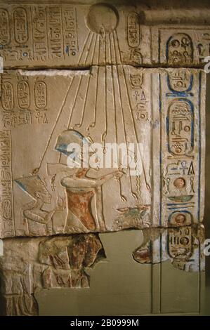 EGYPT, CAIRO, EGYPTIAN MUSEUM OF ANTIQUITIES, UPPER ALTAR PART OF NEFERTITI Stock Photo