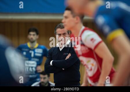 Trentino head coach Angelo Lorenzetti watches the Volleyball Championship League, 6th round, group A match VK Jihostroj Ceske Budejovice vs Trentino Itas, played in Ceske Budejovice, Czech Republic, on Wednesday, February 19, 2020. (CTK Photo/Vaclav Pancer) Stock Photo