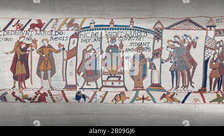 Bayeux Tapestry scene 29 - 30: Harold is proclaimed King then crowned. Stock Photo