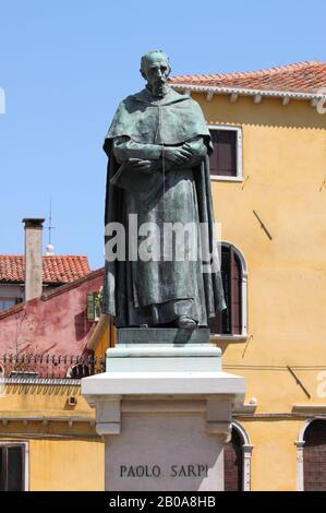 Monument to Paolo Sarpi in Venice, Italy Stock Photo