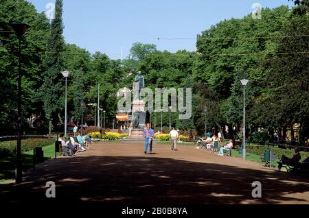 FINLAND, HELSINKI, DOWNTOWN, ESPLANADE Stock Photo