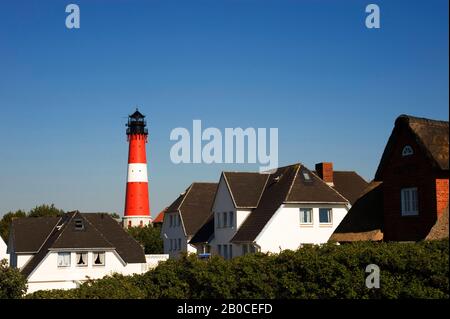 GERMANY, SCHLESWIG HOLSTEIN, NORTH FRISIAN ISLANDS, SYLT ISLAND, HÖRNUM VILLAGE WITH LIGHTHOUSE