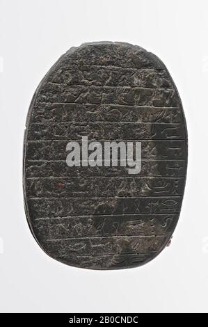 heart carabee, 12 lines, DB 30, seal, scarab, stone (green Stock Photo