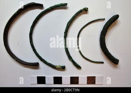 No number on object, fragment, bracelet, metal, bronze, 6,8 x 4,2 x 0,7 cm, France, unknown, unknown, Amiens Stock Photo