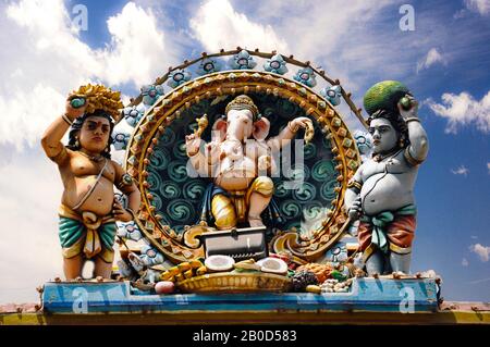 India Hindu Ganesh (Ganesha) god sculpture at Chennai, Tamil Nadu province, India Stock Photo