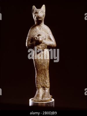 statue, Bastet, collar, lion's head, sculpture, bronze, length: 11 cm, Late Period (?) 700-332 BC, Egypt Stock Photo